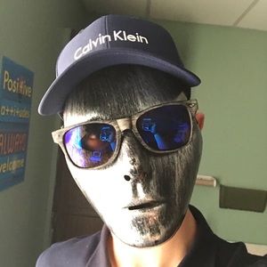 Meet your Posher, Jonathan